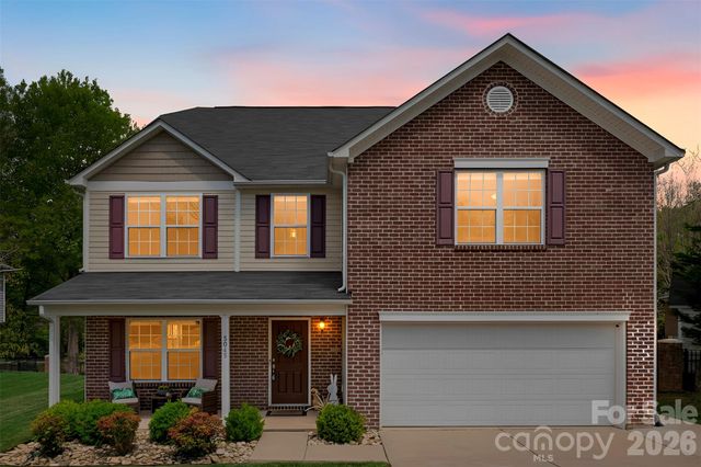 5045 Ashley Place Drive, Bessemer City, NC 28016