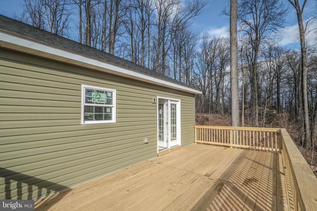 928 HIGH TOP RD, Linden, VA 22642