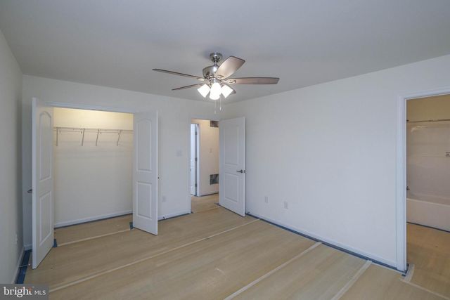 928 HIGH TOP RD, Linden, VA 22642