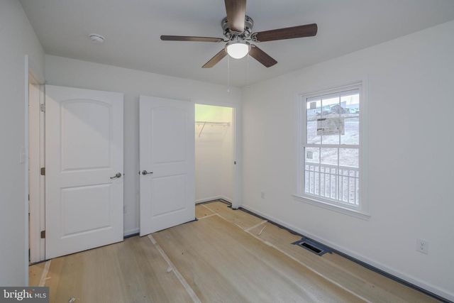 928 HIGH TOP RD, Linden, VA 22642