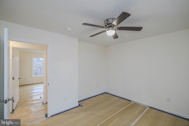 928 HIGH TOP RD, Linden, VA 22642