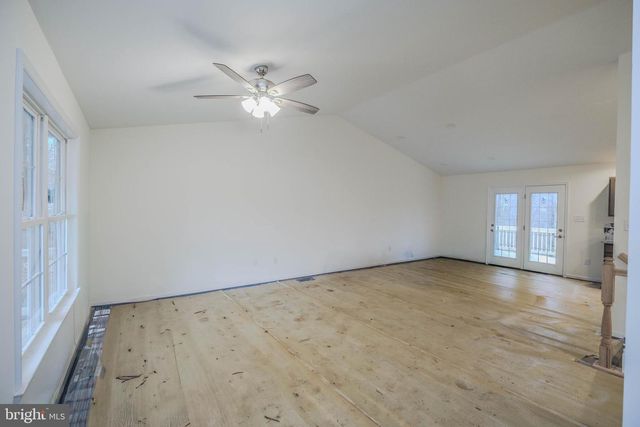 928 HIGH TOP RD, Linden, VA 22642