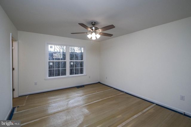 928 HIGH TOP RD, Linden, VA 22642