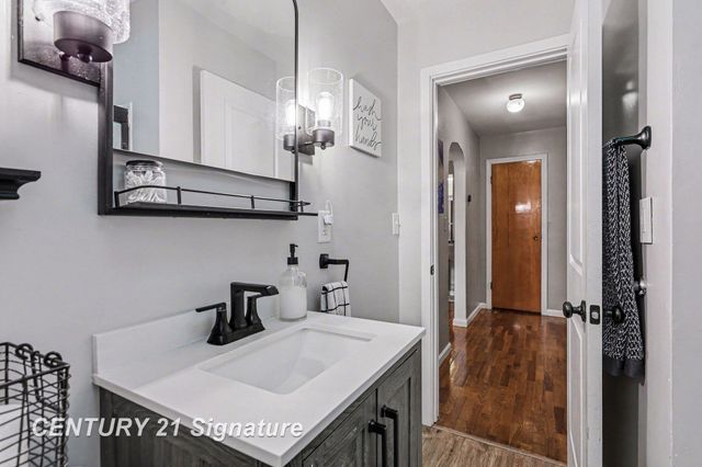 2391 Shattuck Road, Saginaw Twp, MI 48603