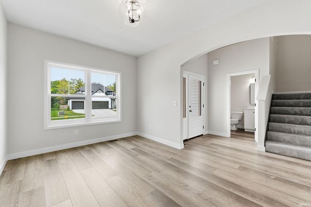 1208 Arthur Heights Drive, Fort Wayne, IN 46818