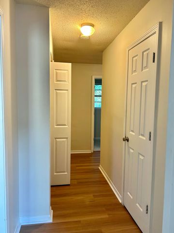 415 Parkdale Drive 16e, Charleston, SC 29414