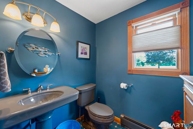 33 Norton Road, East Windsor, CT 06016
