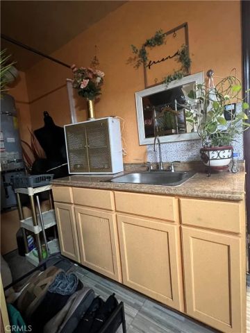 924 Dosangh Court, Livingston, CA 95334