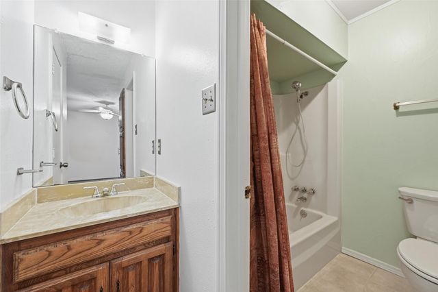 823 Marigold Drive, Cedar Hill, TX 75104