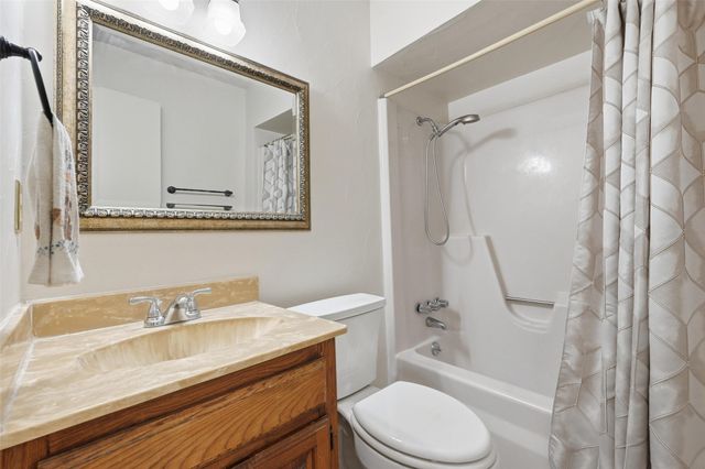 823 Marigold Drive, Cedar Hill, TX 75104