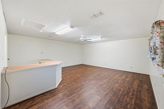 823 Marigold Drive, Cedar Hill, TX 75104