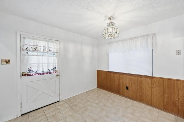 823 Marigold Drive, Cedar Hill, TX 75104