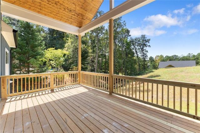 3063 Ivey Rd, Gainesville, GA 30504