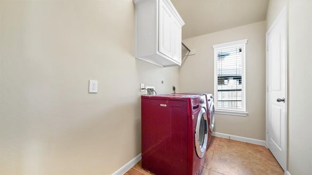 5903 Falling Briar Lane, Sugar Land, TX 77479