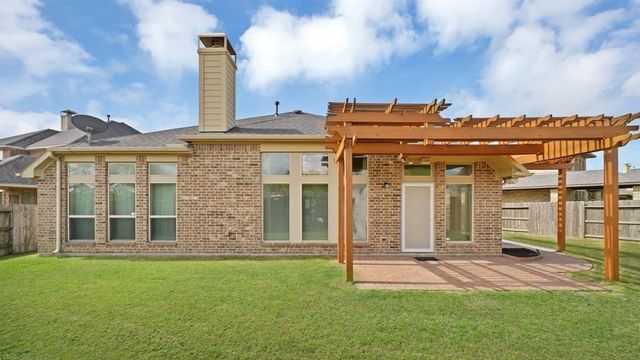 5903 Falling Briar Lane, Sugar Land, TX 77479