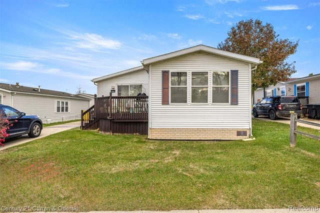 9824 Hathaway Drive, Northville, MI 48167