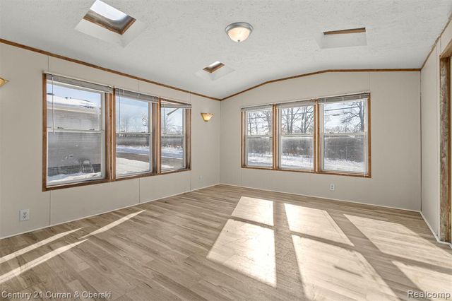 9824 Hathaway Drive, Northville, MI 48167