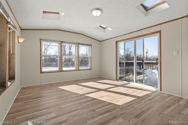 9824 Hathaway Drive, Northville, MI 48167