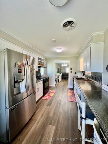 205 NE 1st Street, Kingston, OK 73439