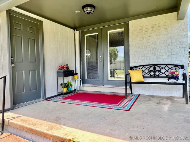 205 NE 1st Street, Kingston, OK 73439