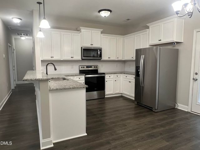 35 Kevior Avenue, Four Oaks, NC 27524