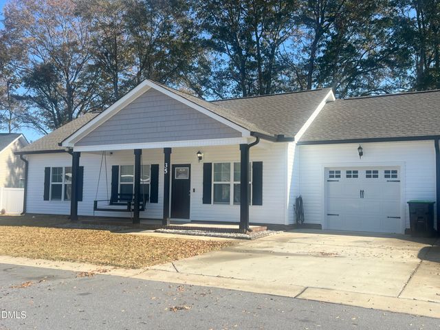35 Kevior Avenue, Four Oaks, NC 27524