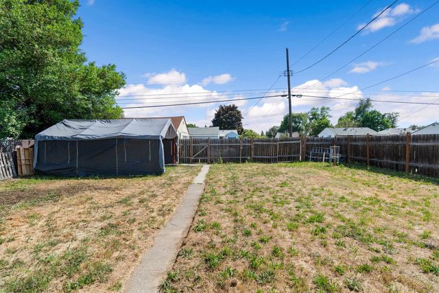 804 E Joseph Ave, Spokane, WA 99208