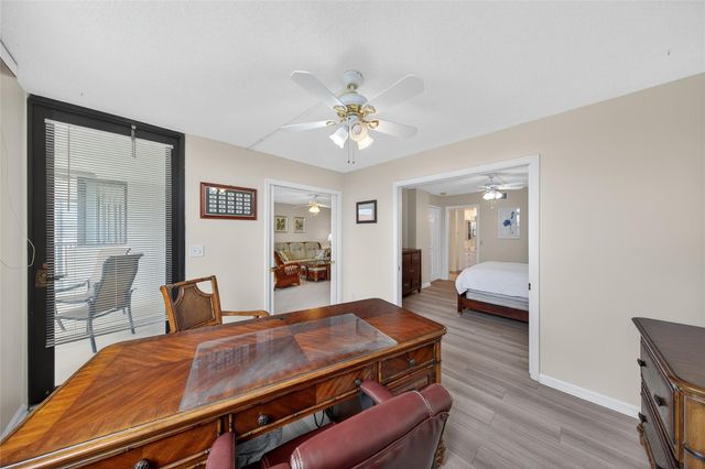 800 JEFFERY Street 405, Boca Raton, FL 33487