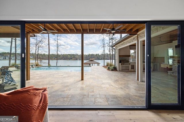 597 Hinton Drive, Hamilton, GA 31811