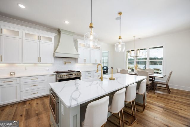 597 Hinton Drive, Hamilton, GA 31811