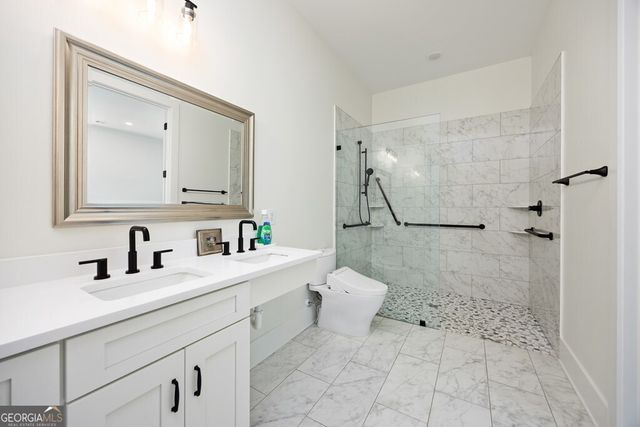 597 Hinton Drive, Hamilton, GA 31811