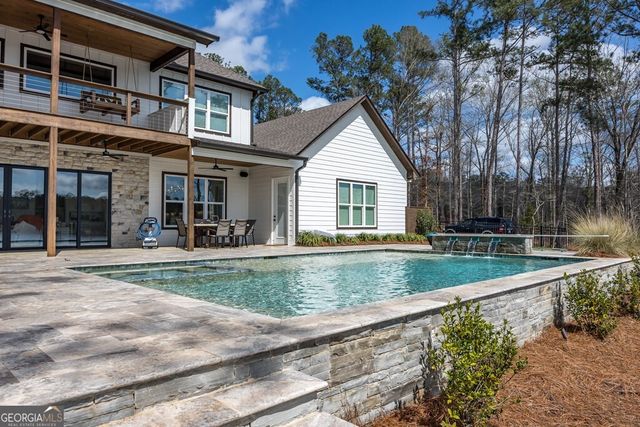 597 Hinton Drive, Hamilton, GA 31811