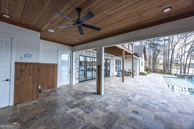 597 Hinton Drive, Hamilton, GA 31811