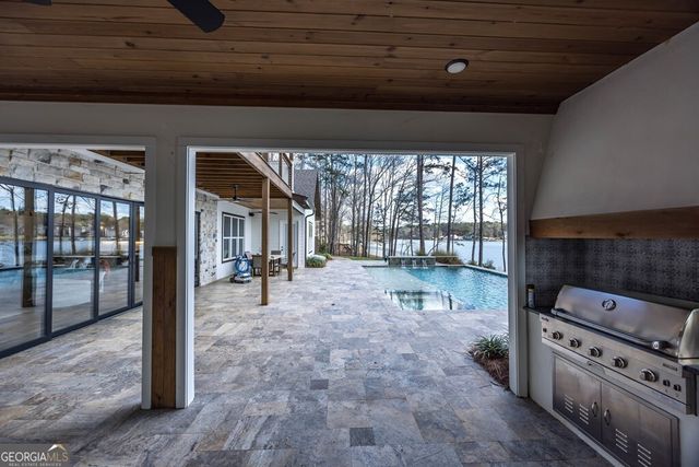 597 Hinton Drive, Hamilton, GA 31811