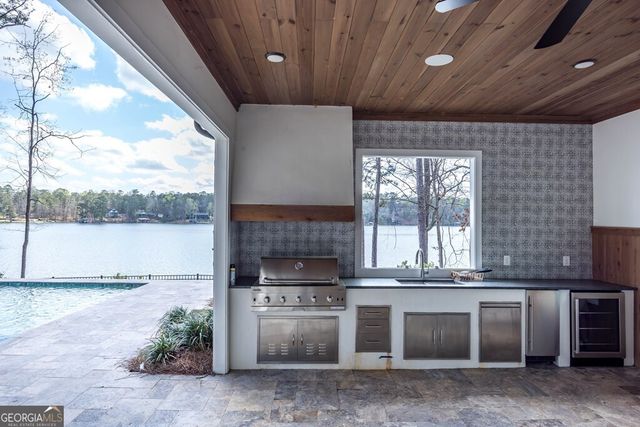 597 Hinton Drive, Hamilton, GA 31811