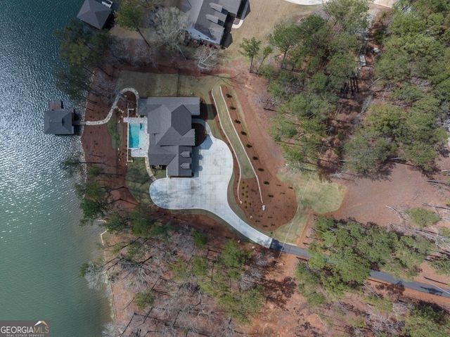 597 Hinton Drive, Hamilton, GA 31811