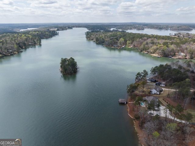 597 Hinton Drive, Hamilton, GA 31811