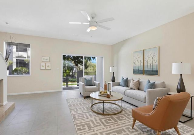 1247 Vía De Fossi, Boynton Beach, FL 33426
