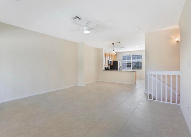 1247 Vía De Fossi, Boynton Beach, FL 33426