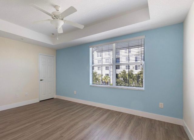 1247 Vía De Fossi, Boynton Beach, FL 33426