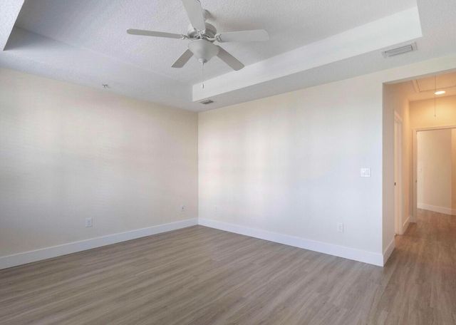 1247 Vía De Fossi, Boynton Beach, FL 33426