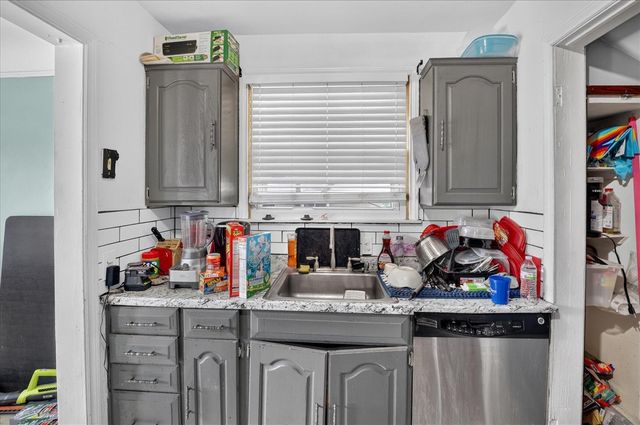 1603 Michigan Boulevard, Lincoln Park, MI 48146