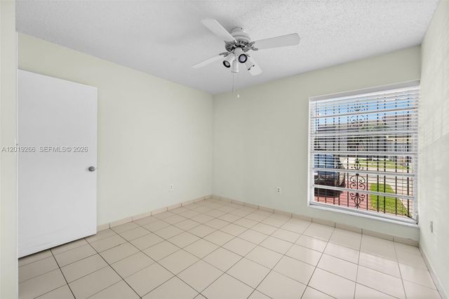13 SW 97th Pl, Miami, FL 33174