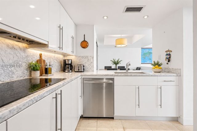 650 West Ave 2206, Miami Beach, FL 33139