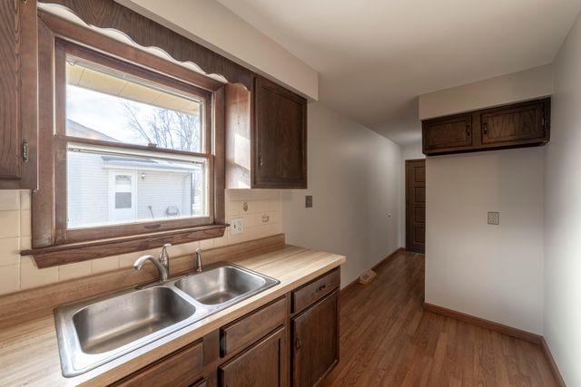 6109 Wisconsin Street, Hobart, IN 46342