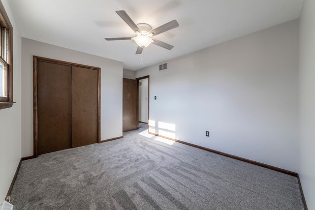 6109 Wisconsin Street, Hobart, IN 46342