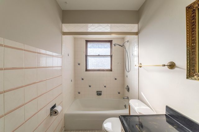 6109 Wisconsin Street, Hobart, IN 46342