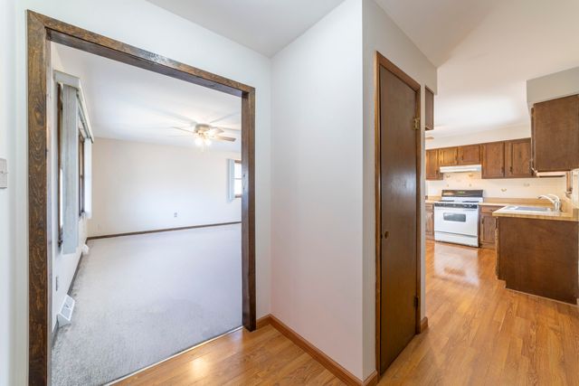 6109 Wisconsin Street, Hobart, IN 46342