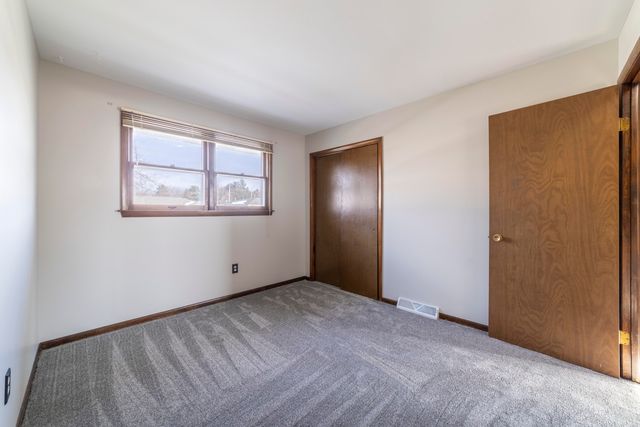 6109 Wisconsin Street, Hobart, IN 46342