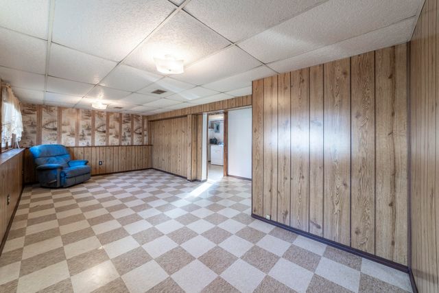 6109 Wisconsin Street, Hobart, IN 46342